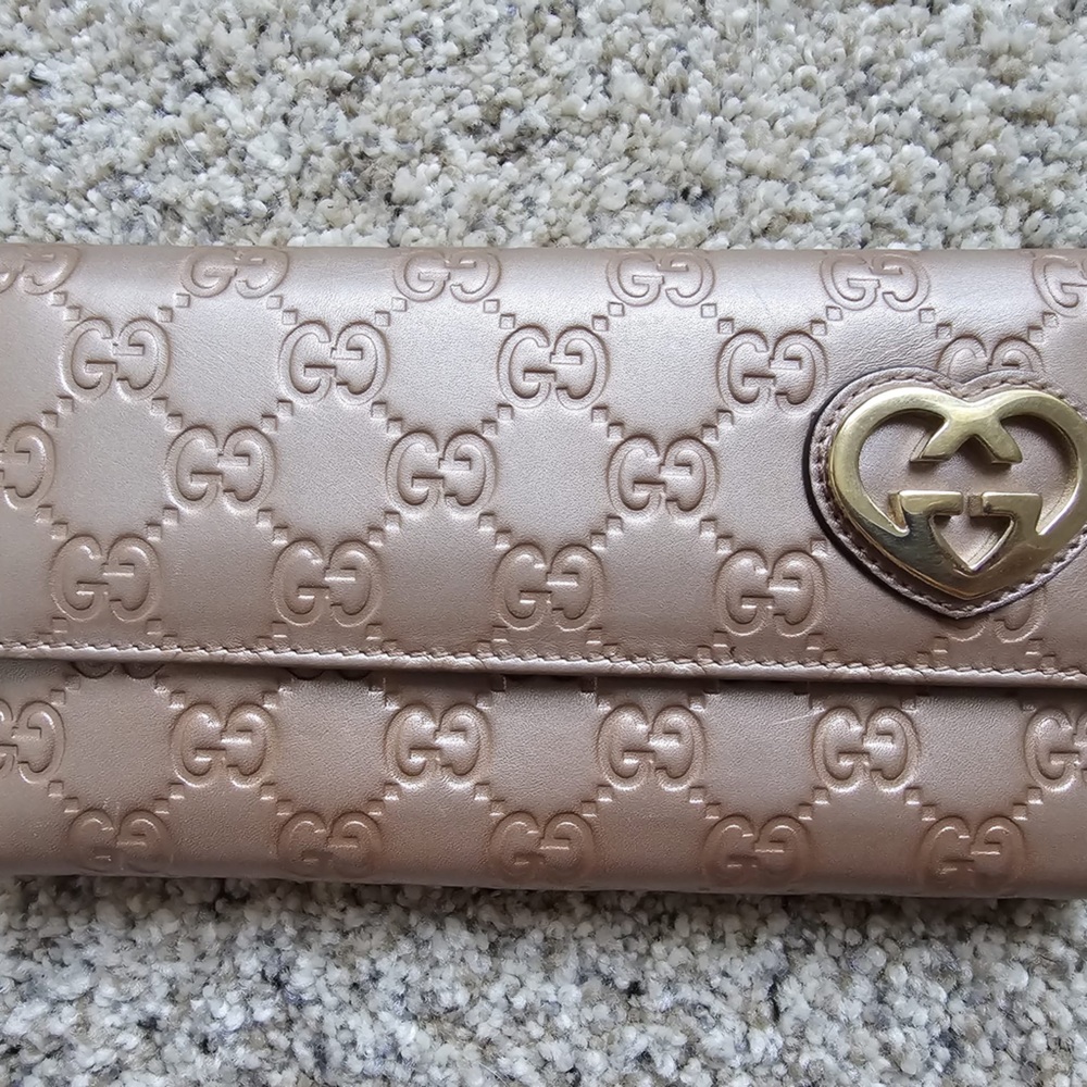 Gucci bifold long wallet lovely shima pink
